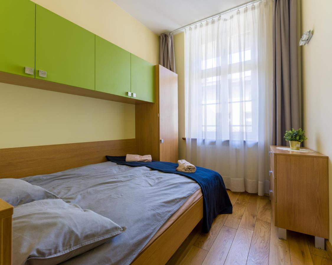 Apartments At The Wawel Hill Краків Екстер'єр фото